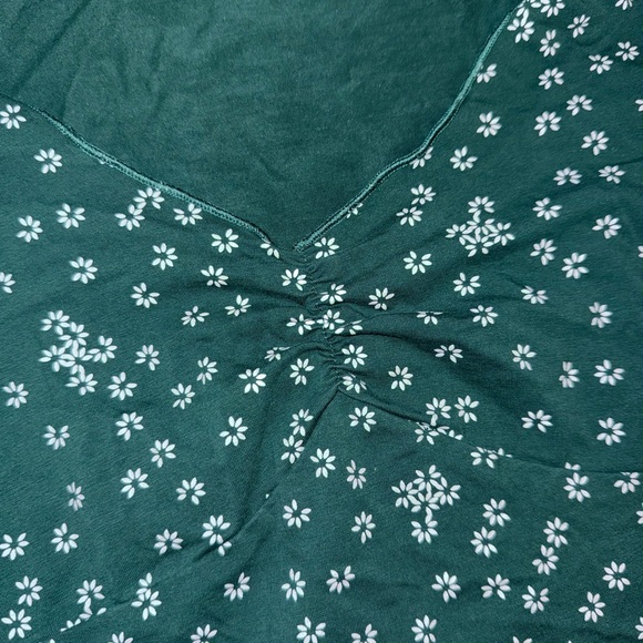 ROMWE Floral Crop-Top - Picture 3 of 3